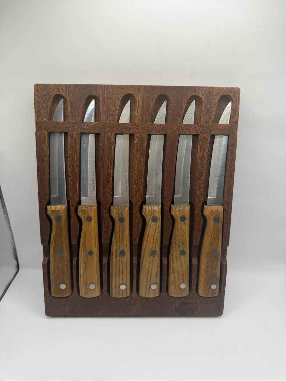 Vintage Hickory Forge Japan 6 Steak Knives Wood Handles & Wall Rack